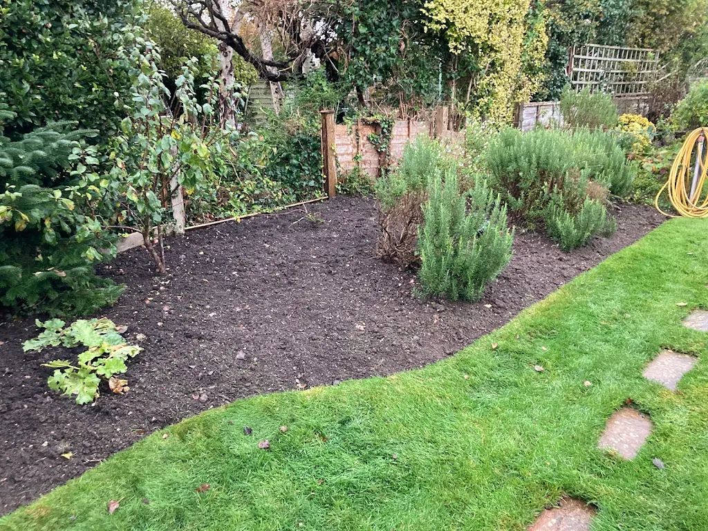Garden Maintenance photo 57